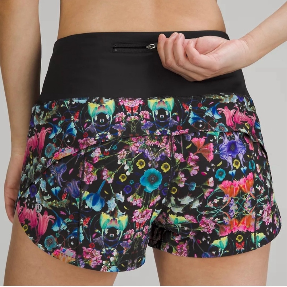 Lululemon Speed Up Shorts size 4 EUC. 4 inch inseam